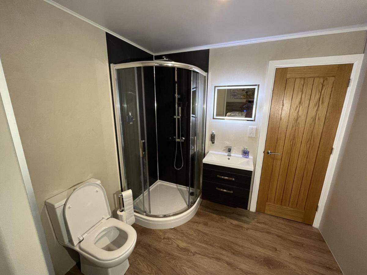 Rowan Boutique Lodge For Couples With A Dog York Exterior photo